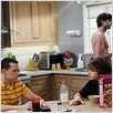 Foto Angus T. Jones, Ashton Kutcher, Jon Cryer