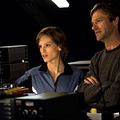 El núcleo : foto Aaron Eckhart, Hilary Swank