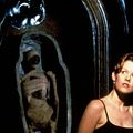 The Relic : foto Penelope Ann Miller, Peter Hyams