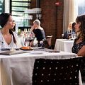 Foto Gina Gershon, Lucy Liu