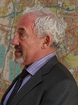 Simon Callow