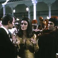 foto Anouk Aimée, George Cukor, John Vernon, Michael York