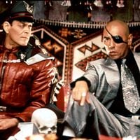 Street Fighter (La última batalla) : foto Raul Julia, Wes Studi