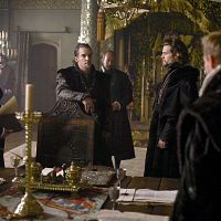 Foto Henry Cavill, Jonathan Rhys-Meyers