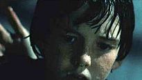<strong>Intruders</strong> Tráiler (2)
