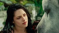 <strong>Blancanieves y la leyenda del cazador</strong> Clip