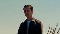 <strong>Looper</strong> Tráiler