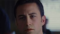 <strong>Looper</strong> Tráiler (2) VO