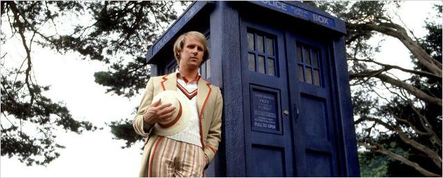 ‘Doctor Who’: Peter Davison afirma que una mujer nunca podrá ser un señor del tiempo ‘Doctor Who’: Peter Davison afirma que una mujer nunca podrá ser un señor del tiempo