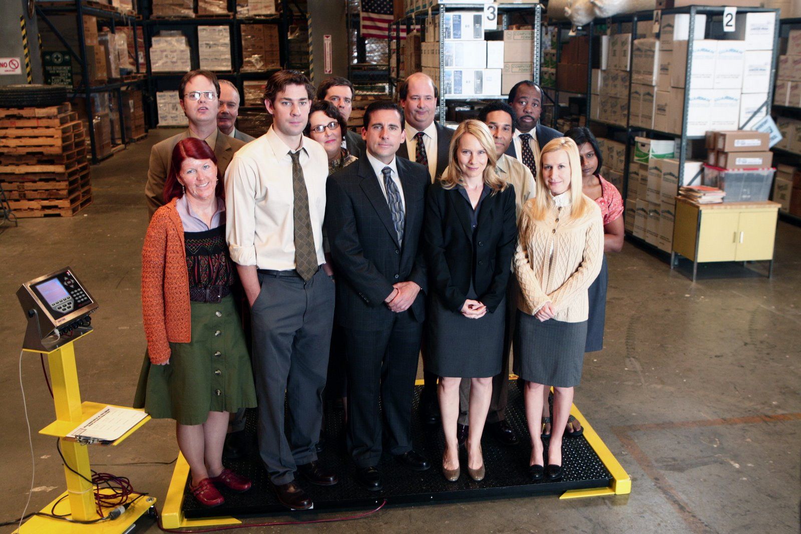 foto-de-oscar-n-ez-the-office-us-foto-amy-ryan-angela-kinsey
