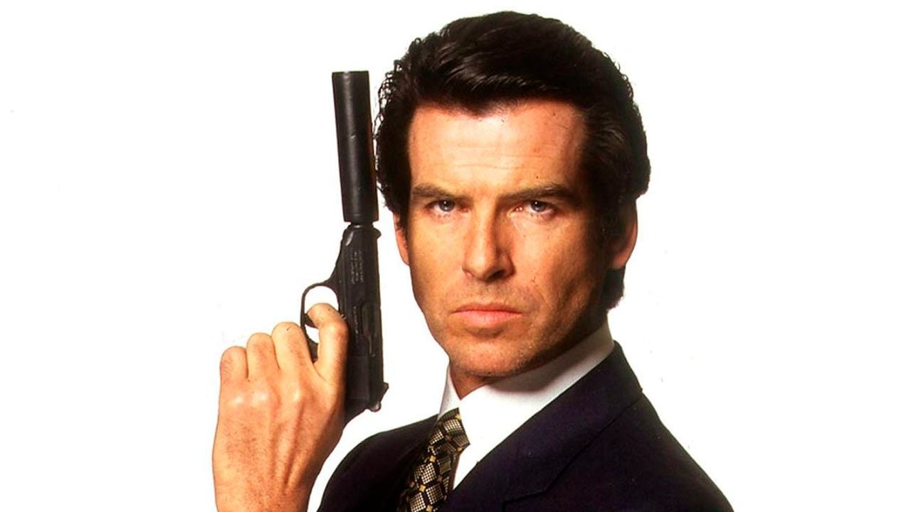 'James Bond': Pierce Brosnan, a favor de una 007 femenina - Noticias de