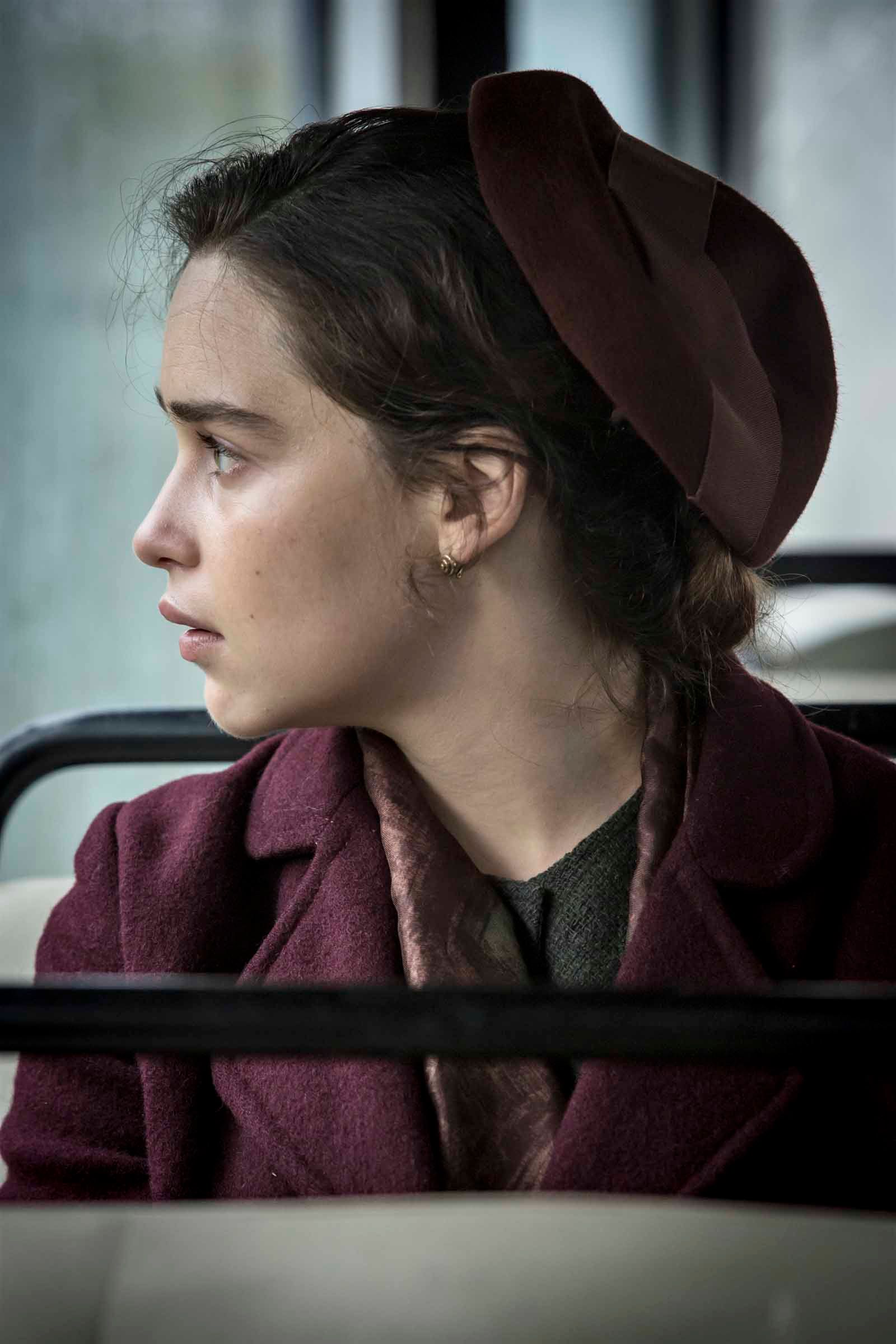 Foto de Emilia Clarke Voice From the Stone Foto Emilia Clarke Foto de Emilia Clarke Voice From the Stone Foto Emilia Clarke