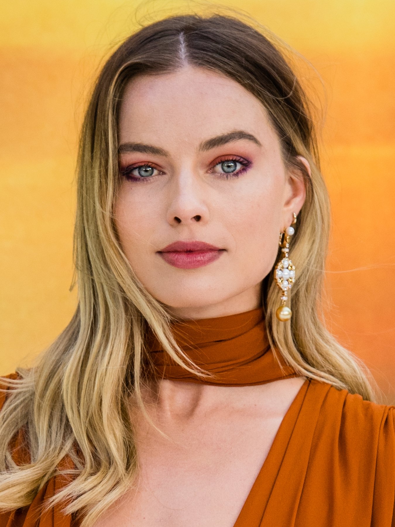 Margot Robbie Margot Robbie Sexy For Elle 2019 The Fappening She