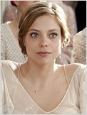 Lizzie Brocheré