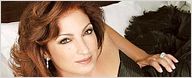 'Glee' sondea a Gloria Estefan para que interprete a la madre de Santana