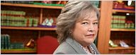 'Dos hombres y medio': Kathy Bates será el fantasma de Charlie Harper