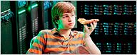 Angus T. Jones se disculpa por sus insultos a 'Dos hombres y medio'