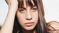 'No matarás': Conoce a Milena Smit, la peor pesadilla de Mario Casas en su nueva película 'No matarás': Conoce a Milena Smit, la peor pesadilla de Mario Casas en su nueva película
