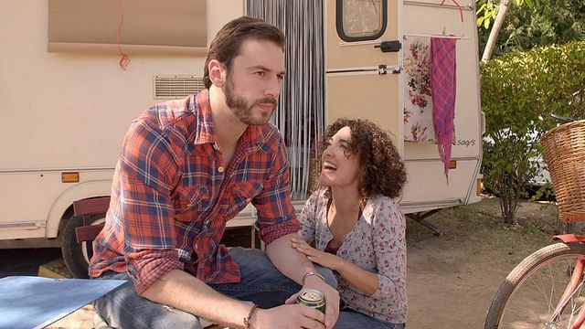 El pomo azul Tráiler