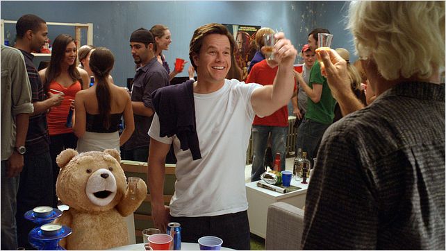 Ted : Foto Mark Wahlberg, Seth MacFarlane