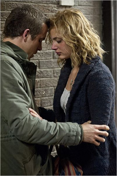 El invitado : Foto Daniel Espinosa, Nora Arnezeder, Ryan Reynolds