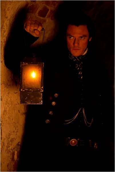 El enigma del cuervo : foto Luke Evans