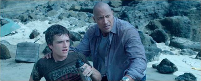 'Viaje al centro de la Tierra' tendrá tercera parte en 2014. ¿Estarán Dwayne Johnson y Josh Hutcherson ('Los juegos del hambre')?