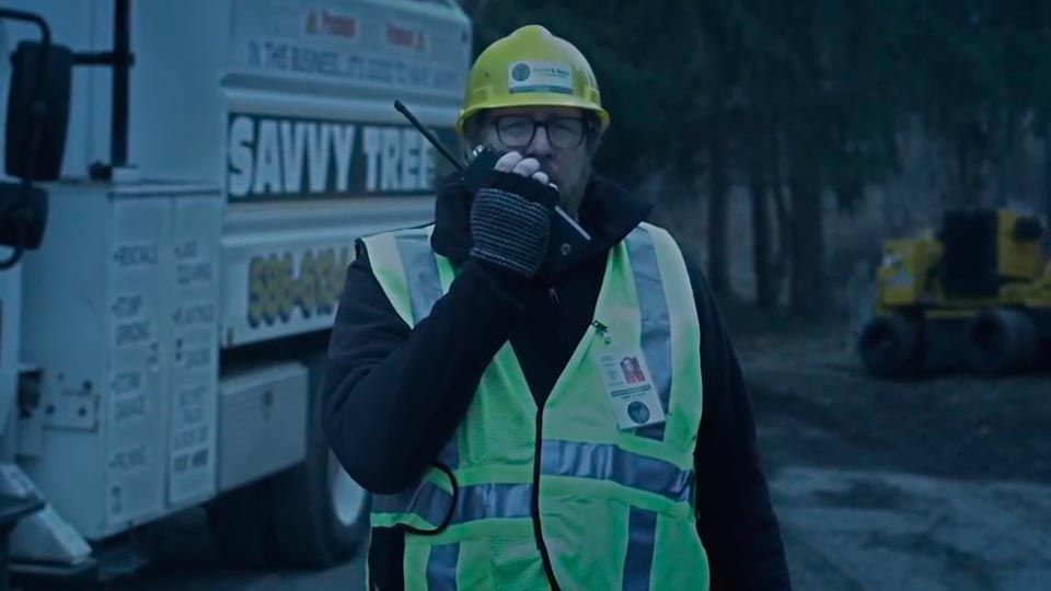 Dark Was the Night Tráiler VO