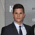 Foto Charlie Carver