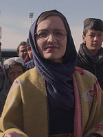 Cartel de En sus manos: Una alcaldesa en Afganistán