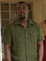 foto de Tony Kgoroge