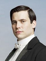 foto de Rob James-Collier