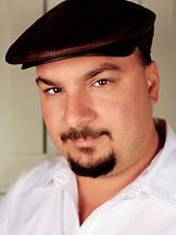 foto de Anthony E. Zuiker