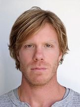 foto de Marc Menchaca