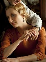 foto de Nisi Sturgis