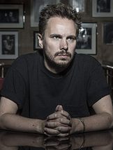 foto de Oliver Murray