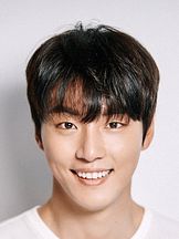 foto de Yoon Shi-Yoon