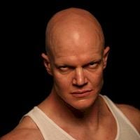 Foto Derek Mears