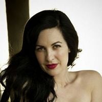 Foto Grey DeLisle