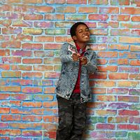 Foto Issac Ryan Brown