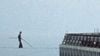 imagen de Man on Wire Clip (6) 