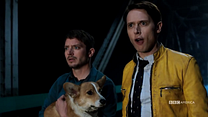 imagen de Dirk Gently Agencia de Investigaciones Holísticas Tráiler (2) VO
