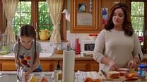 imagen de American Housewife (2016) Tráiler VO