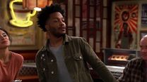 imagen de Superior Donuts - season 2 Tráiler VO