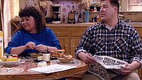 imagen de Roseanne - season 10 Tráiler (2) VO