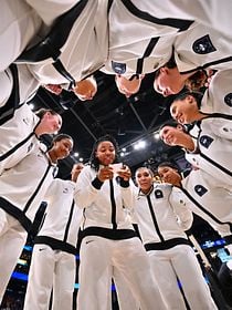 Cartel de UConn Huskies: la dinastía 