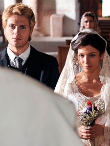 Cartel de La dama velada Temporada 1