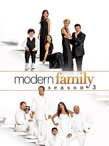 Cartel de Modern Family Temporada 3