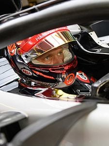 Cartel de Fórmula 1: La emoción de un Grand Prix Temporada 5