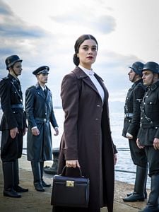 Cartel de Pasaporte a la Libertad Temporada 1